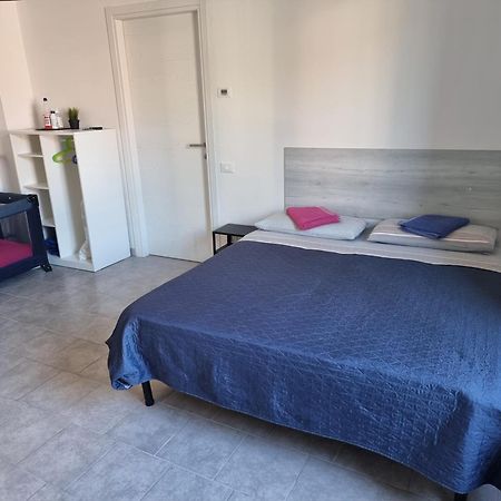 Hotel New Life Carrara Zimmer foto